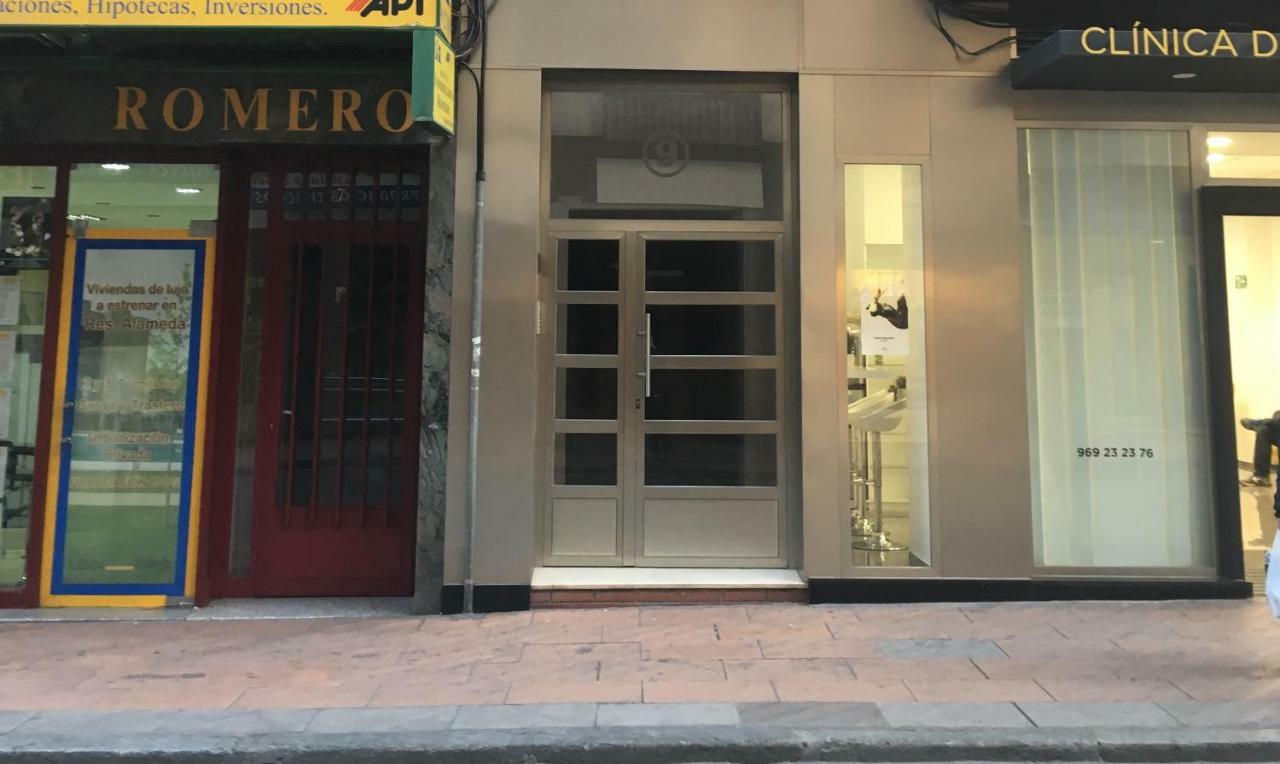 Апартаменты Piso "Cervantes Center" Куэнка Экстерьер фото